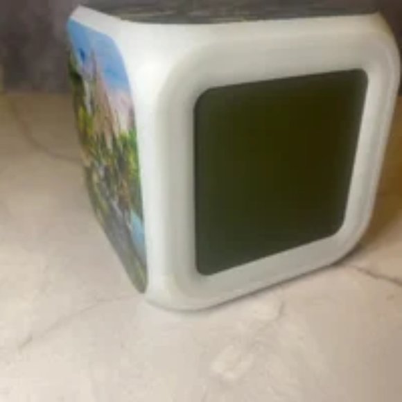 Moodicare Color Change Digital Alarm Clock - Picture 4 of 5